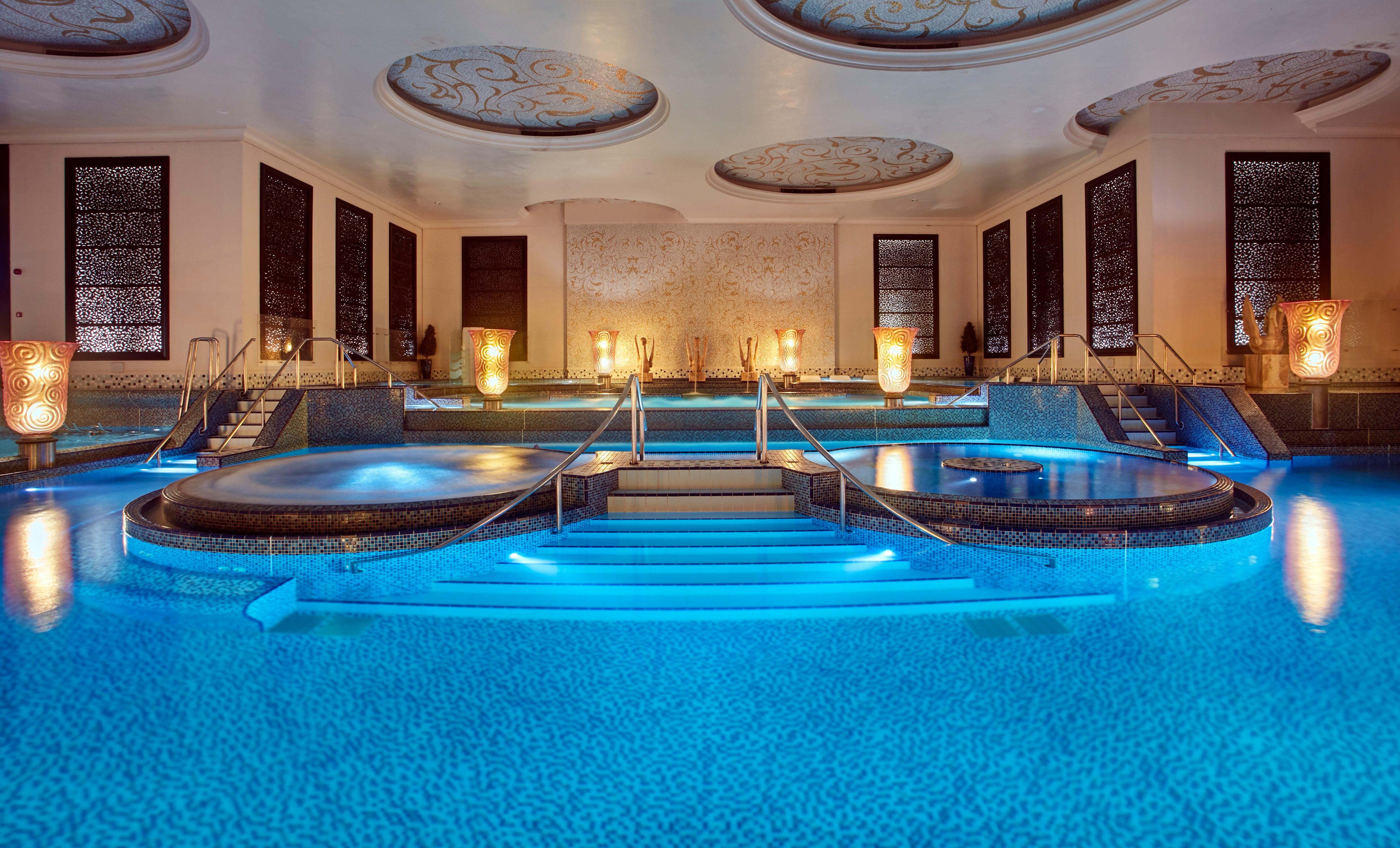 Holiday Inn Kuwait Al Thuraya City, an IHG Hotel Kuwait City Bagian luar foto