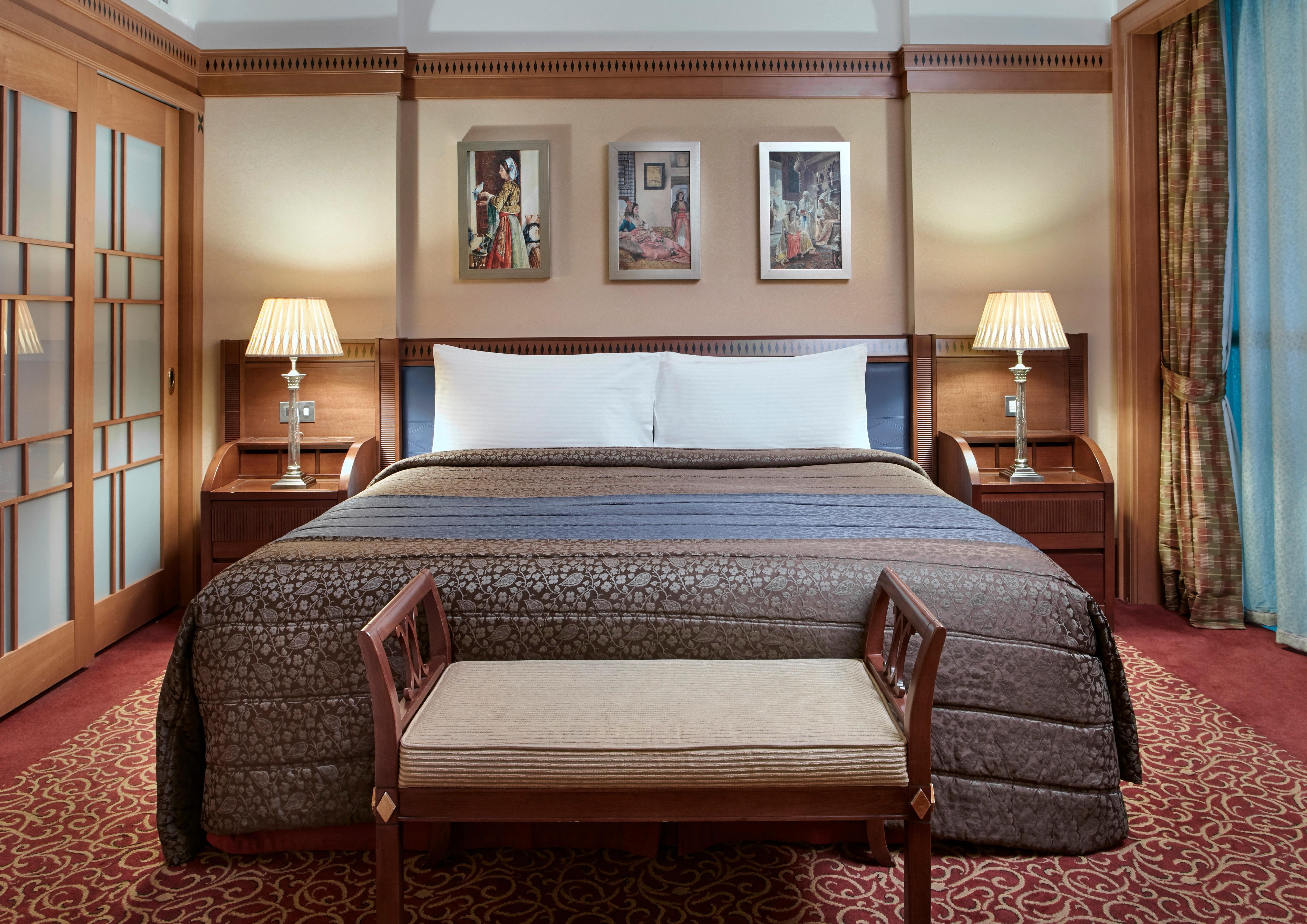 Holiday Inn Kuwait Al Thuraya City, an IHG Hotel Kuwait City Bagian luar foto