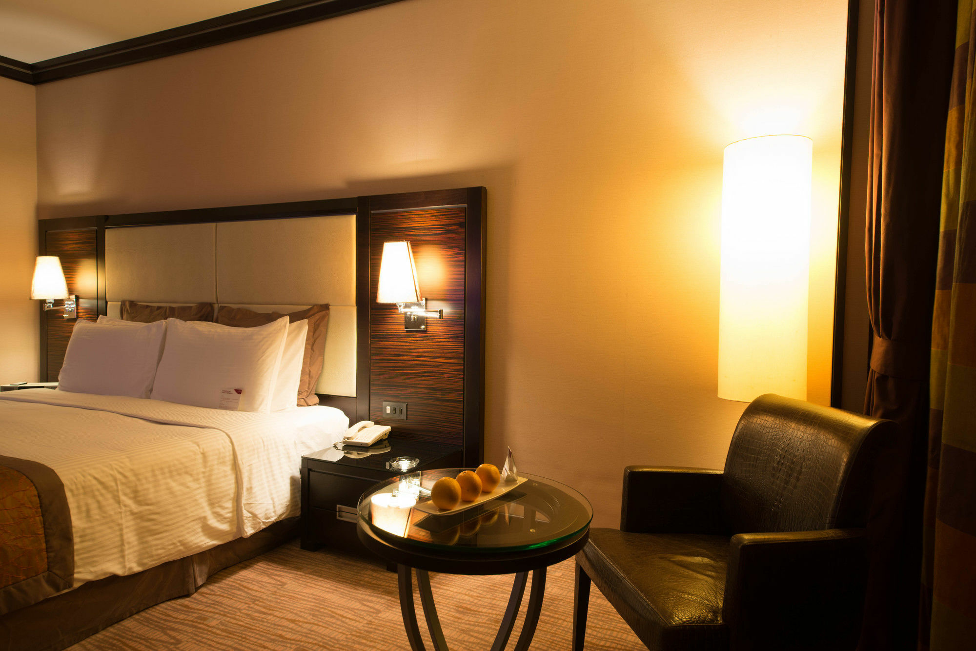 Holiday Inn Kuwait Al Thuraya City, an IHG Hotel Kuwait City Bagian luar foto